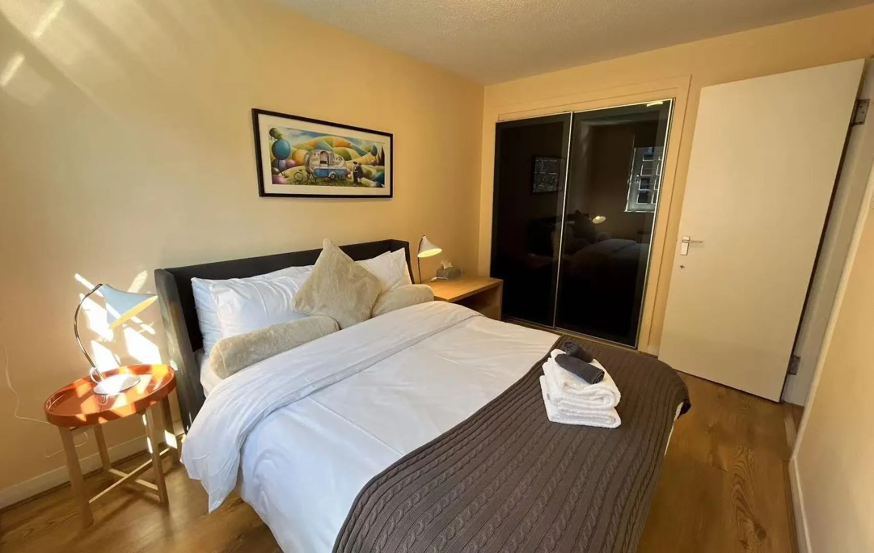 One Room With Parking Space Edynburg